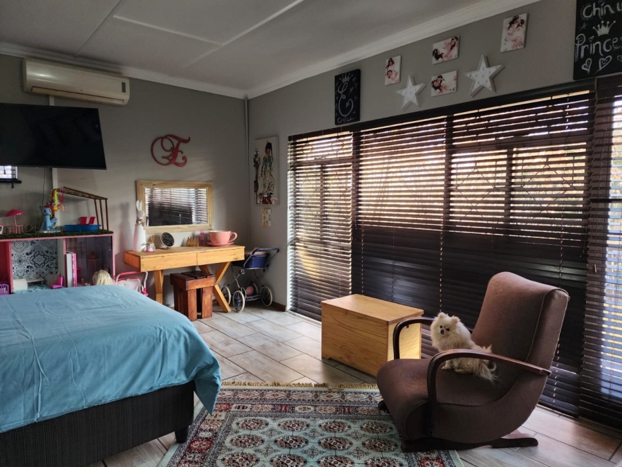 4 Bedroom Property for Sale in Christiana North West